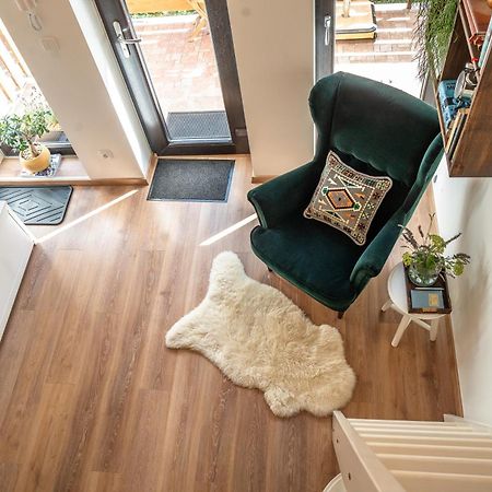 Apartman Spaleny Mlyn Lisnice Extérieur photo